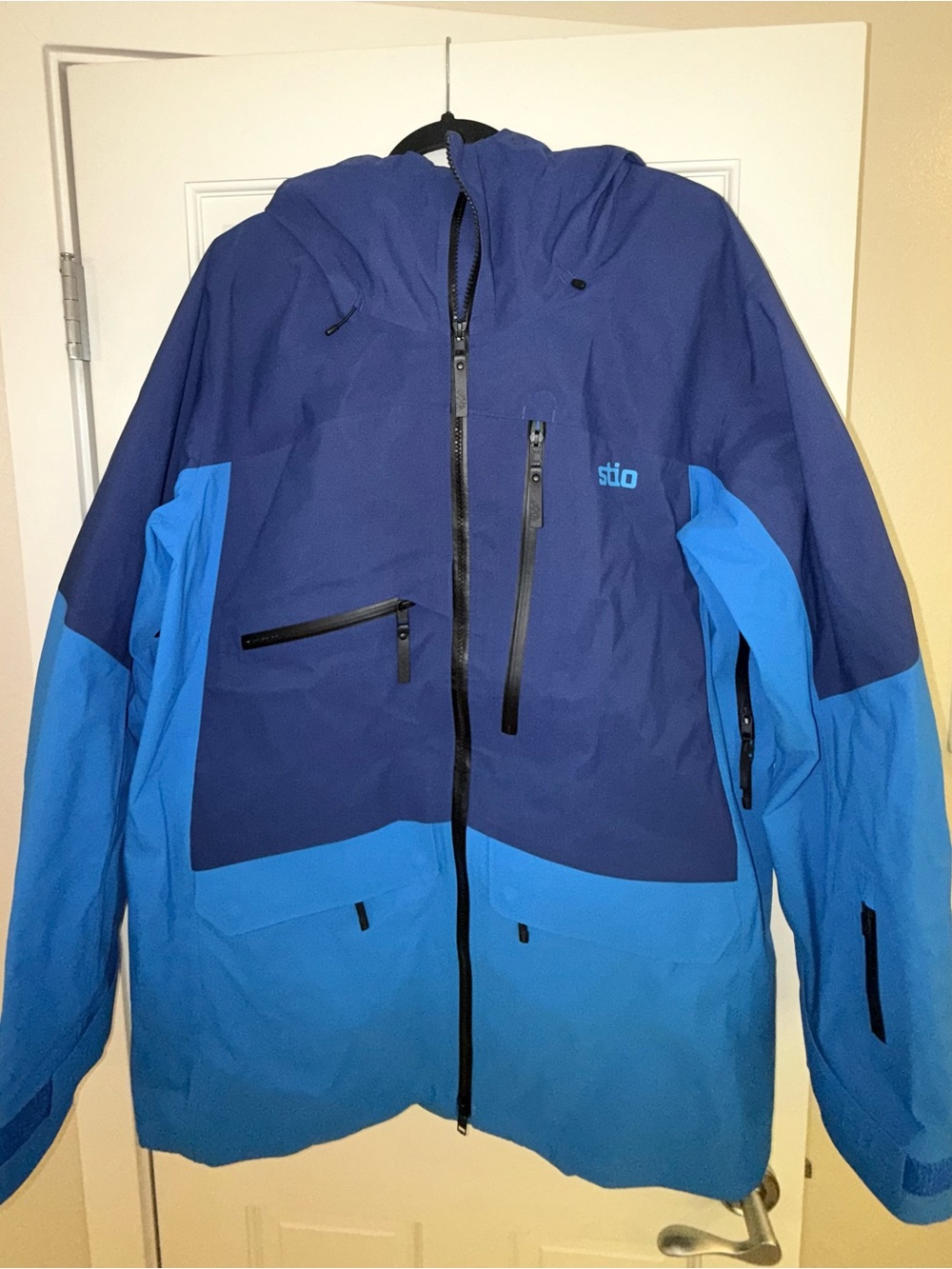 Stio Men’s Blue Figment Ski/Snowboard Jacket